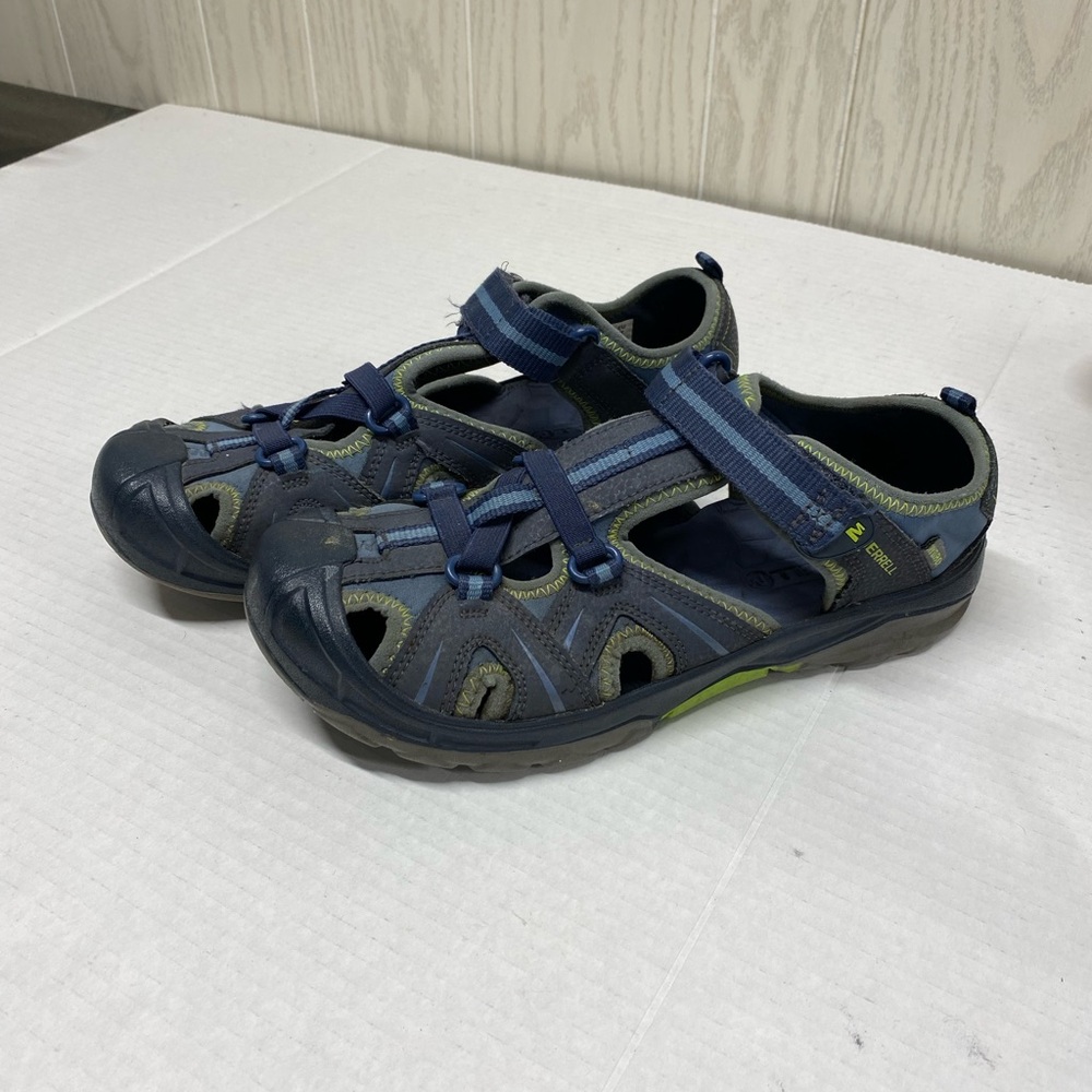 Merrell Select Hydro Hiker Sandal Boys Youth Size 6M
Navy Green MY53375